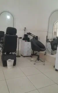 ارایشگاه زنانه
