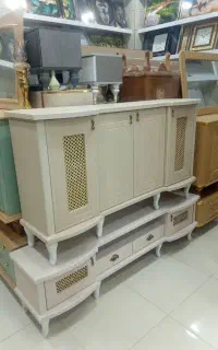 میز و کنسول