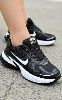 به یک فروشنده حرفه ای نیازمندیم