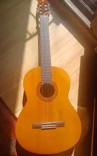 گیتار یاماها c40 (اصل)