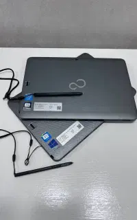 تبلت فوجیتسو۵۵۵q هارد۶۴ همراه قلم فابریک