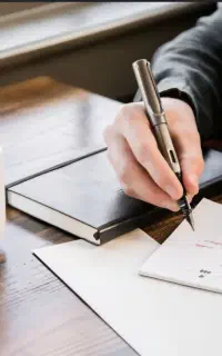 دوره آموزش نویسندگی و ویراستاری
