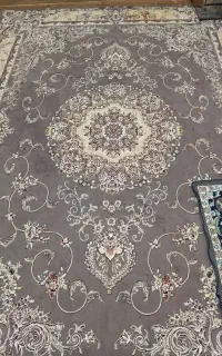 فرش 9 متری در حد نو