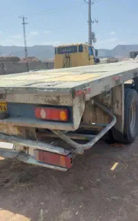 تریلی کفی‌ و کمپرسی‌ دومحور