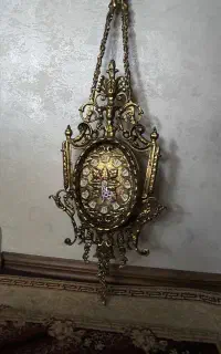 ساعت برنزی