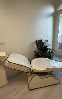 صندلی ابرو و مژه