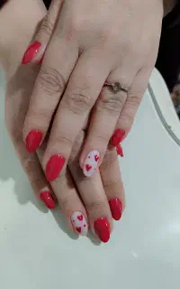 کاشت ناخن آیسان