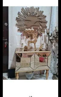آینه و کنسول مدل خورشیدی