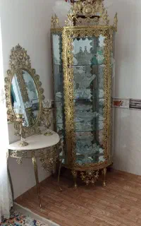 بوفه وآئینه شمعدان برنز