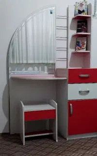میز آرایشی