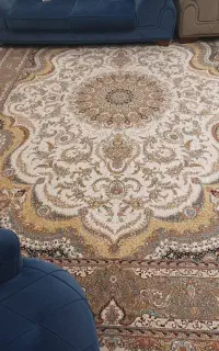 فرش ۱۲ متری کاملا سالم بدون پوسیدگی ۱۵میلیون