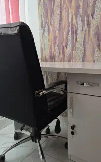 میز و صندلی