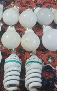 با سلام لامپ ومحافظ سه شاخه دست دومم