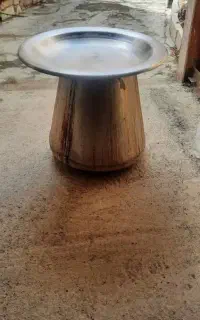 یک دیگ به همراه سینی