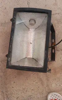 پروژکتورسالم