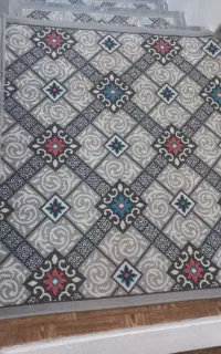 فرش راه پله در حد نو  تخفیف به خریدار واقعی