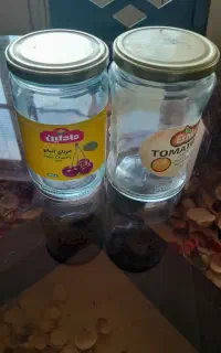 تعدادی شیشه خالی معاوضه