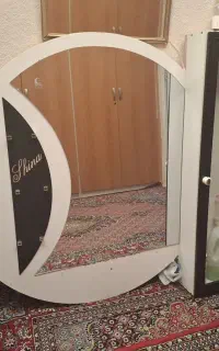 اینه کمد دار ارایشگاهی با کمدزیریش