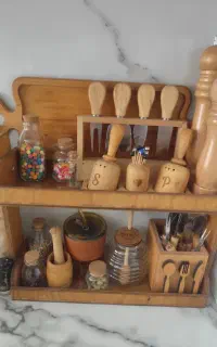 سرویس آشپزخانه چوبی در حد خیلی نو