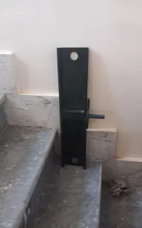 پایه نگهدارنده بالایی میزی تلویزیونی ۳۲ الی۵۵ اینچ