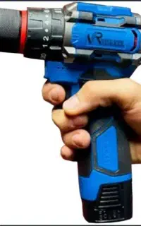 شاگرد کابینت سازی