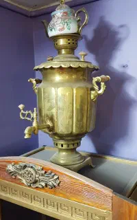 سماور ذغالی لب کنگره قدیمی