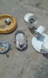 لامپ سه شاخه ولوستر فلزی