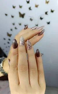 کاشت ناخن