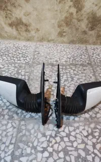 اینه بغل پژو و جک پژو