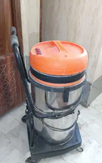 جاروبرقی سه موتوره اب خاک