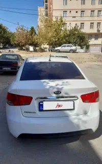 سراتو ۲۰۱۵ سایپایی بدون رنگ اتماتیک
