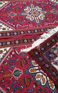 یک جفت فرش دستباف سه مترو نیم