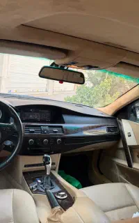 bmw 525i مانیتور بزرگ با لوازم
