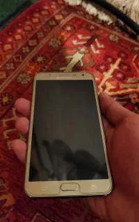گوشی سامسونگ گلکسی j7 در حد نو