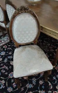 میز نهار خوری هشت نفره