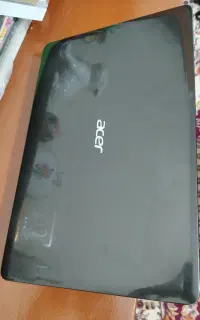 لپتاپ acer تمیز و کم کارکرد
