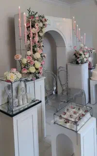 بادکنک آرایی گل آرایی بله برون دکور مراسم