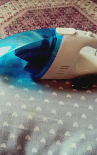 جارو شارژی ماشین نو و سالم وتمیز