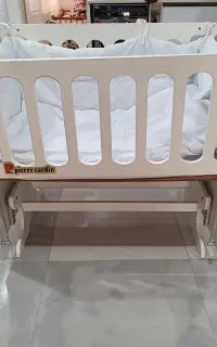 تخت گهواره ای کودک