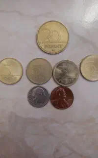 تعدادی سکه مجارستان و سنت لیبرتی