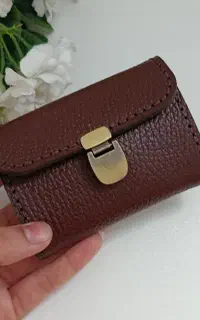 تعدادی محصولات چرمی