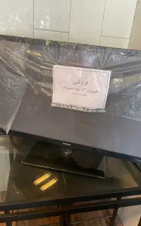 ال سی دی سامسونگ همراه با میز ترک سالم