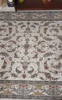 فرش سالم،یک تخته فرش ۶متری و یک تخته فرش ۱۲ متری