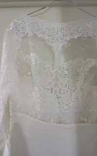 لباس عقد. درحدنو