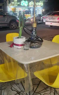 میز و صندلی کافه و ویلا