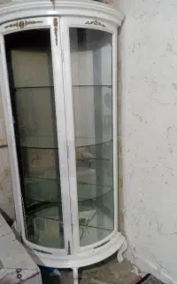 بوفه شیشه ای