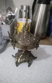 آجیل خوری
