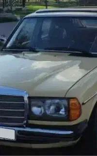 بنز دانشجویی ۲۳۰