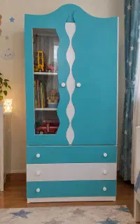 کمد کودک سالم تمیز