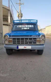 نیسان وانت